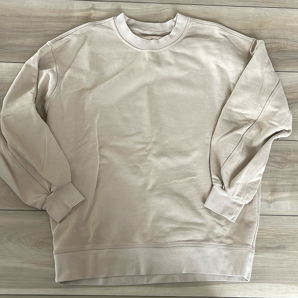 Lululemon || Perfectly Oversized Crew - size 2